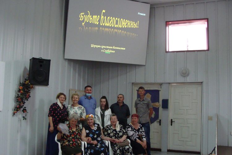 Богослужение в июне